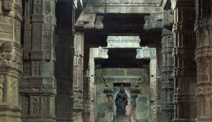 airavatesvara temple inner view