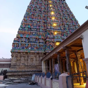 kumbeswarar temple entrance